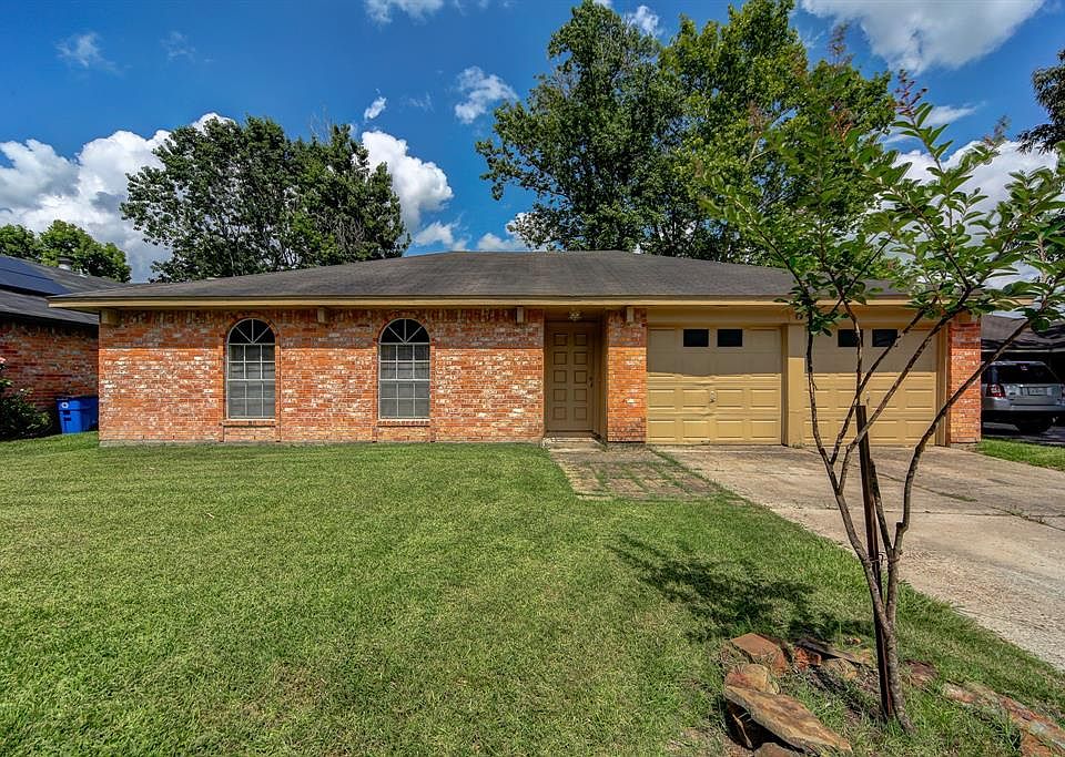 1st image of 20206 Pinefield Ct