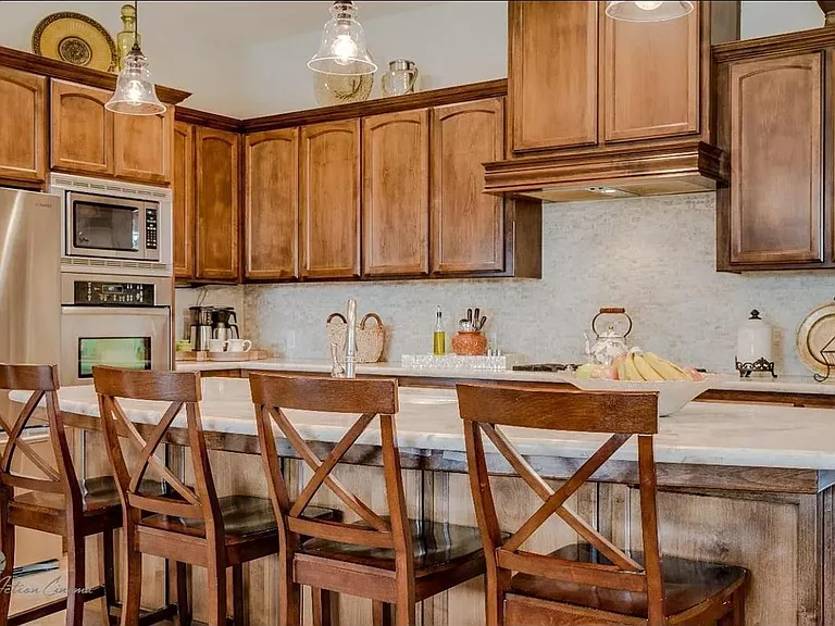 13103 Plumas Wood Ln — Photo 10