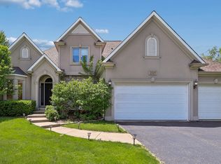 2115 Stonington Ct, Naperville, IL 60564