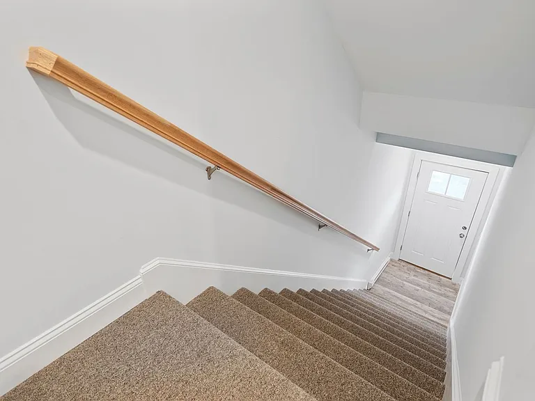 Paul's Place — Photo 5