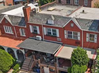 51-29 69th Pl, Woodside, NY 11377