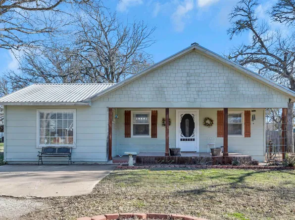 1303 Oak Street, Burnet, TX 78611