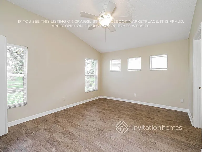 910 Shaw Cir — Photo 10