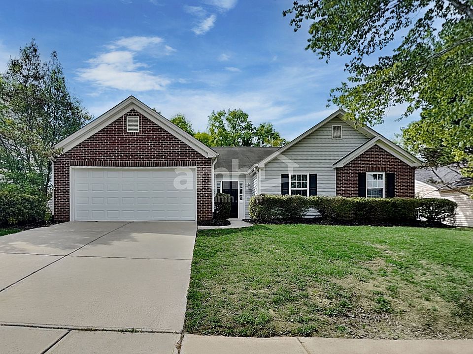 1st image of 1005 Glen Hollow Dr