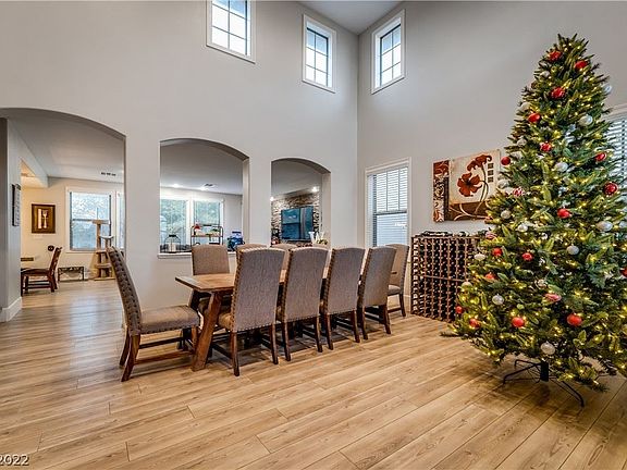 5th image of 8444 Sweet Gale Ct