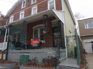 233 E Slocum St, Philadelphia, PA 19119