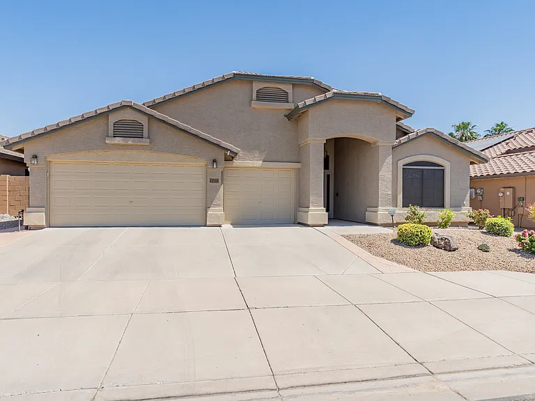 12516 W Solano Dr — Photo 35