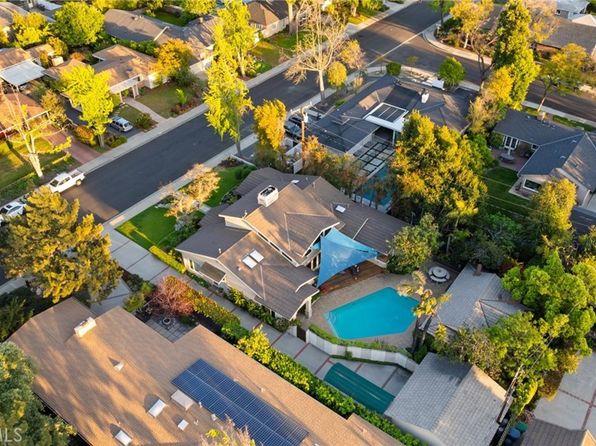1221 N Cambridge Ave, Claremont, CA 91711