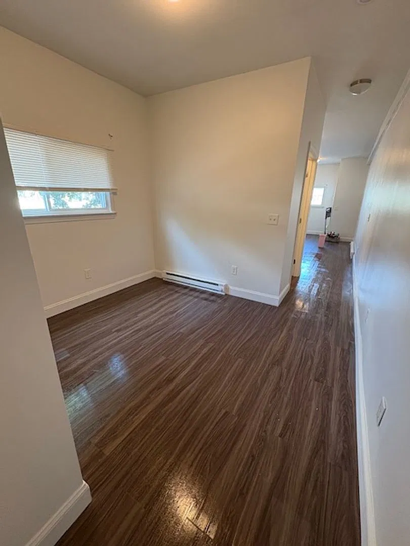 510 Maple St — Photo 1