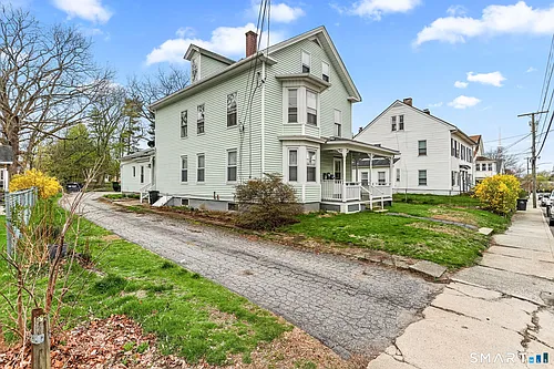 63 Reynolds St Photo 1