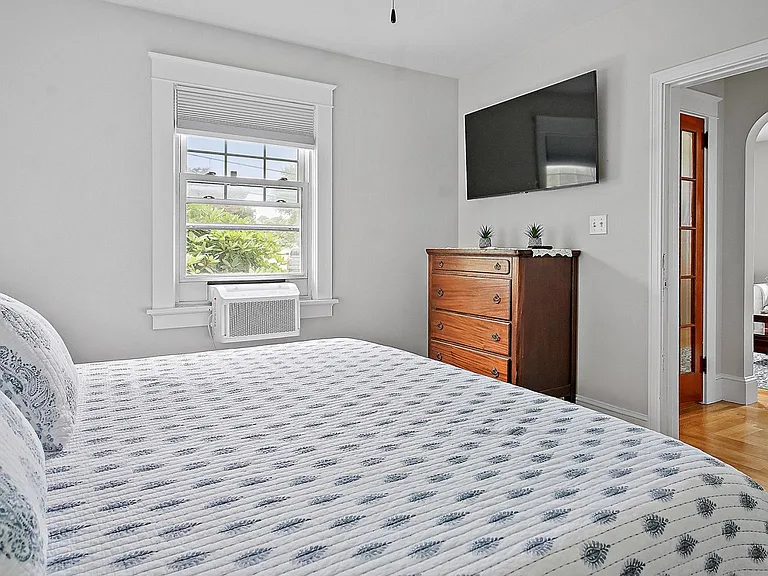 531 Green End Ave #1 — Photo 7