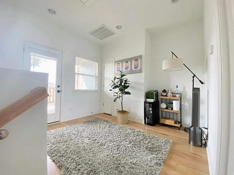 1437 Park Ave #3 — Photo 8