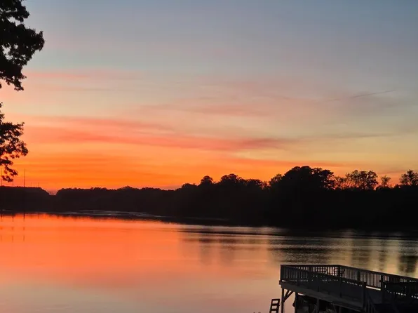 115 Hilltop Cir, Littleton, NC 27850