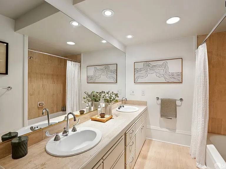 Grand View Ave — Photo 13