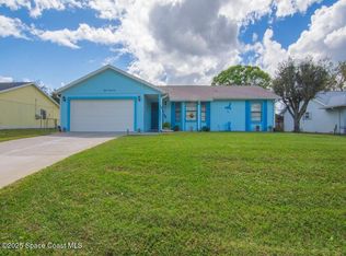 871 Foster Ave, Sebastian, FL 32958