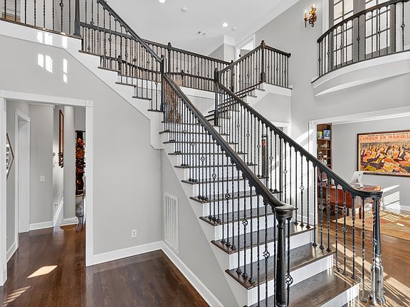5th image of 24 Ironwood Ln