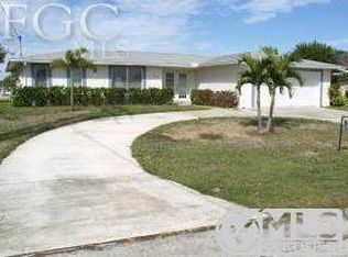 205 SE 40th St, Cape Coral, FL 33904