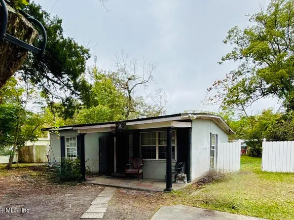 5762 BEGONIA Road, Jacksonville, FL 32209