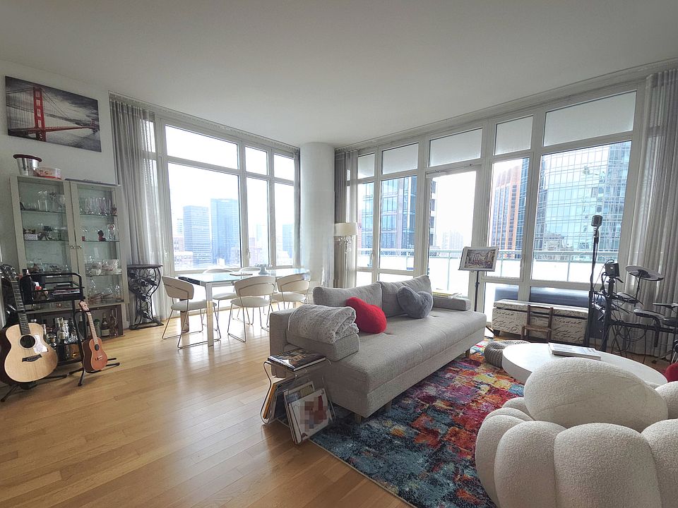 1st image of 325 5th Ave APT 35C