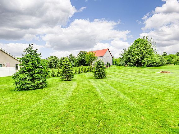 Spacious backyard