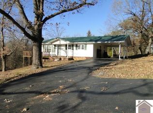 827 Jake Dukes Rd, Grand Rivers, KY 42045