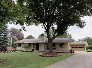 118 E Meldrum Cir, Saint Clair, MI