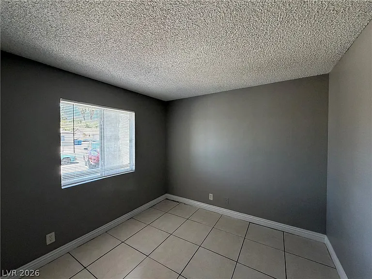 4732 Chantilly Ave — Photo 21