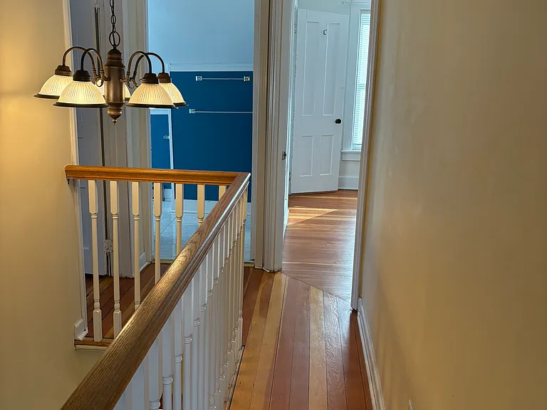9 Crescent St — Photo 15