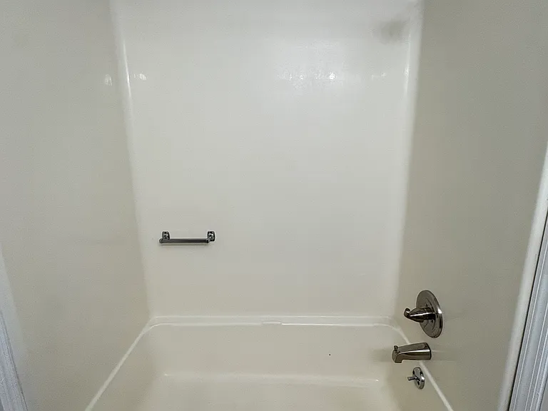 37930 Hillside Ln — Photo 6