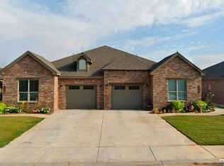 1704 102nd St #A, Lubbock, TX 79423