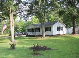 667 Cain Rd, Saint Pauls, NC 28384