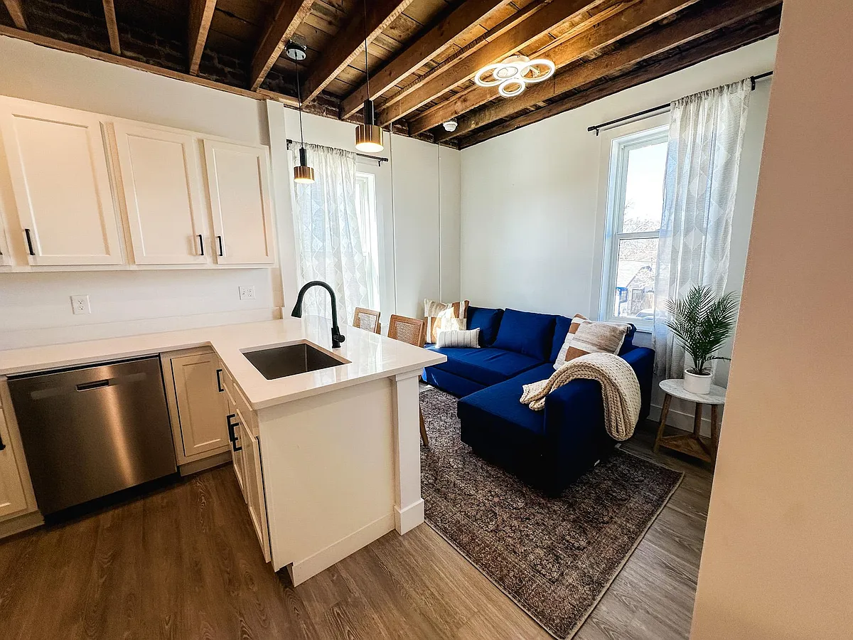 Building Photo - 9513 E Colfax Ave #202