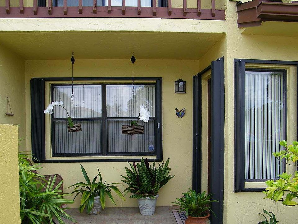 1st image of 9930 NW 41st St