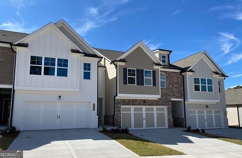 1st image of 5340 Fox Hill Ln