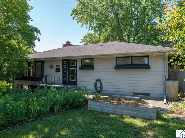 626 Austin Dr, Saint Peter, MN 56082