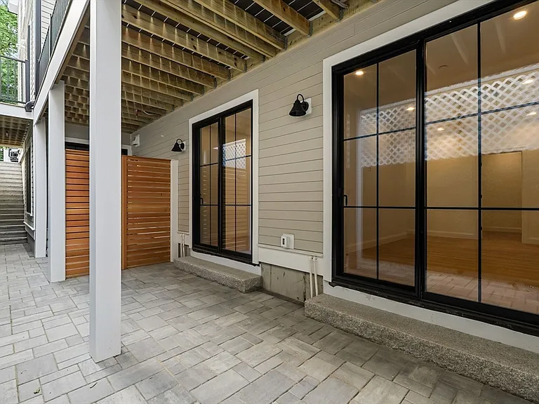 27 Shepard St #3 — Photo 24