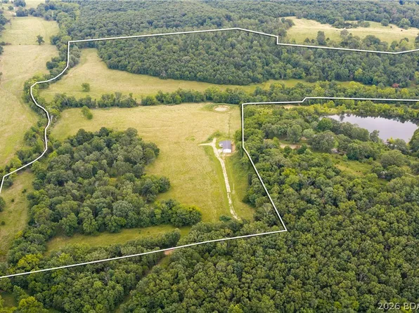 11916 Brainerd Ln, Crocker, MO 65452