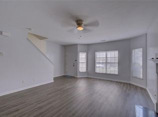 2564 Walden Lake Dr, Decatur, GA 30035