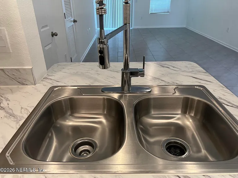 4001 Haymon Ave — Photo 11