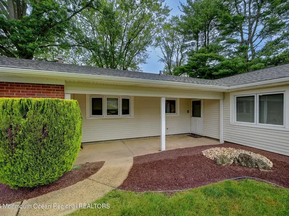 343 Taylors Mills Road, Manalapan, NJ 07726