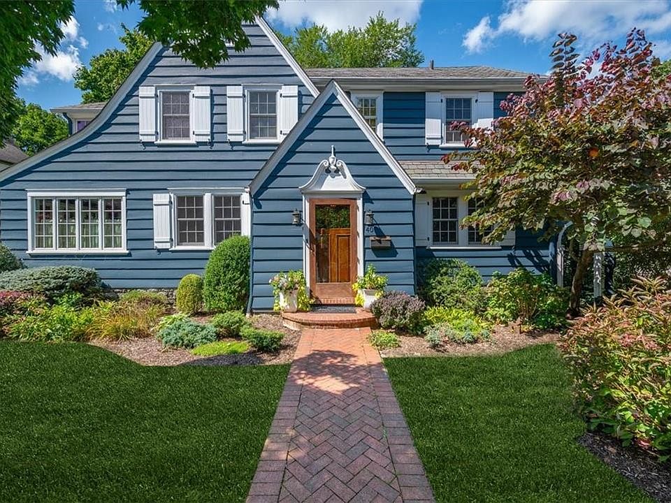 1st image of 40 Flint Avenue