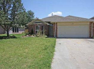 434 W Chantilly Way, Mustang, OK 73064