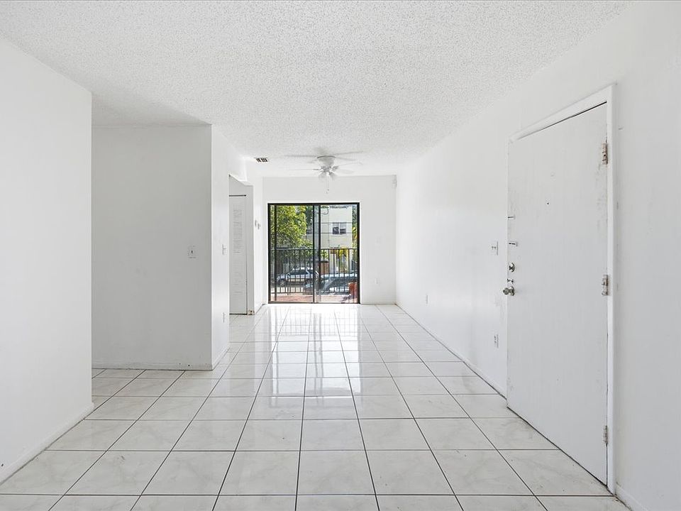 1st image of 1143 SW 5th St APT 4