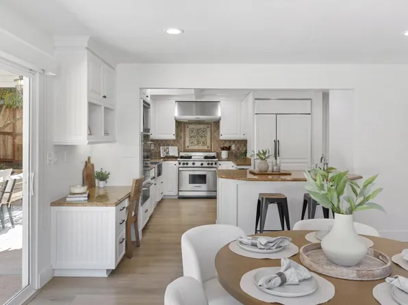2518 Caminito La Paz, La Jolla, CA 92037