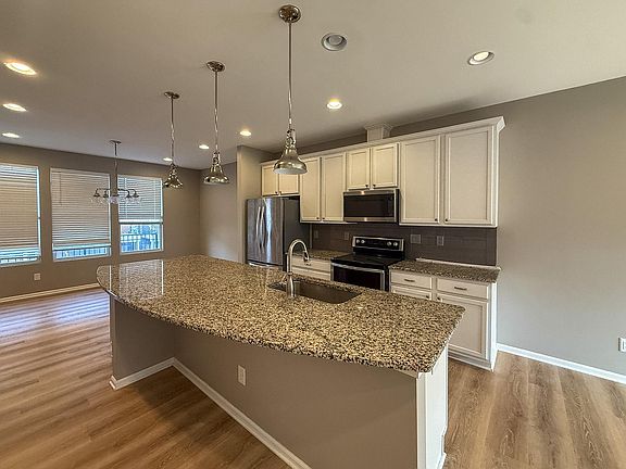4th image of 2629 Helmsdale Cir #51