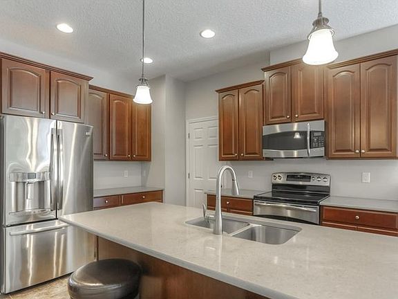 4th image of 12410 Streamdale Dr