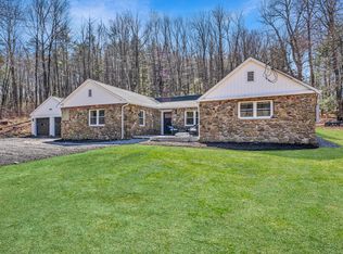 45 Westledge Rd, West Simsbury, CT 06092