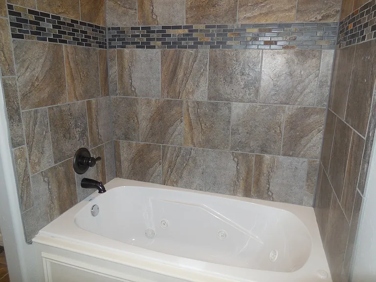 3328 Enclave Ln — Photo 20