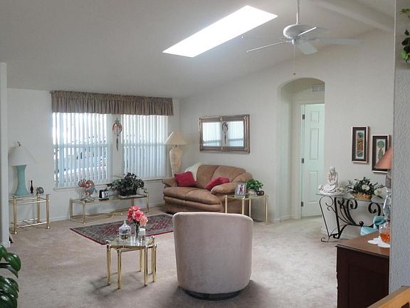3rd image of 282 W Tuna Dr