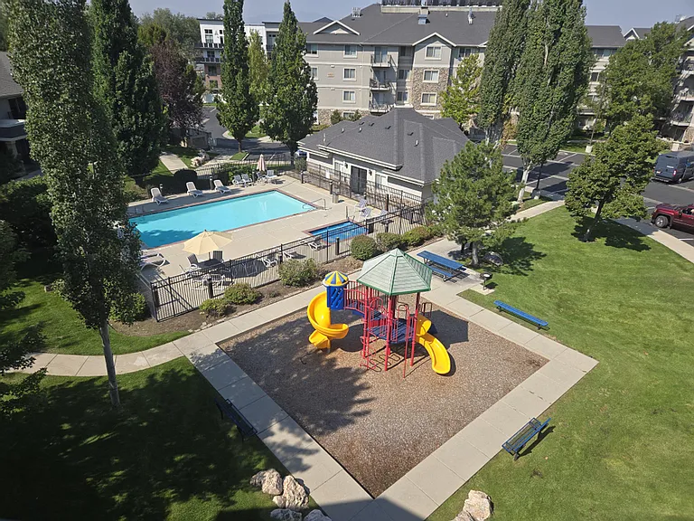 1230 E Privet Dr #4-425 — Photo 7